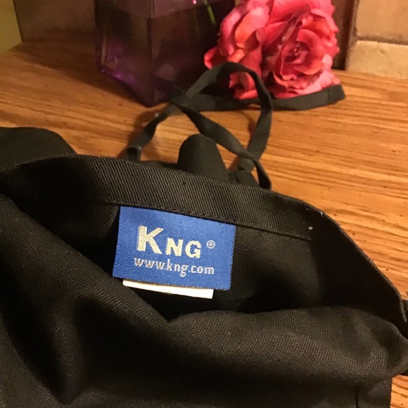 KNG Reversible 3-Pocket Black Short Serving Apron - Picture 5 of 6